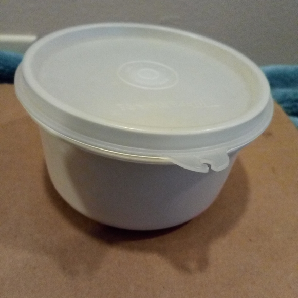 116) Tupperware. 5 pieces - Picture 5 of 10